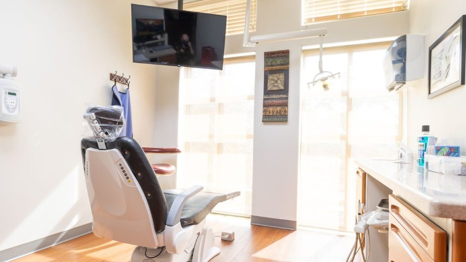 Dental treatment room at Villagio Family and Cosmetic Dental